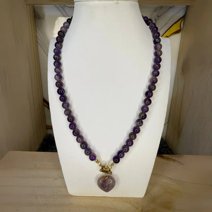 Collares de bolitas con dijes en forma de corazon + Pulsera de regalo